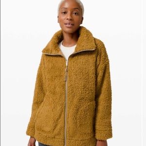 Lululemon women’s “Oh So Sherpa” reversible jacket, size 10